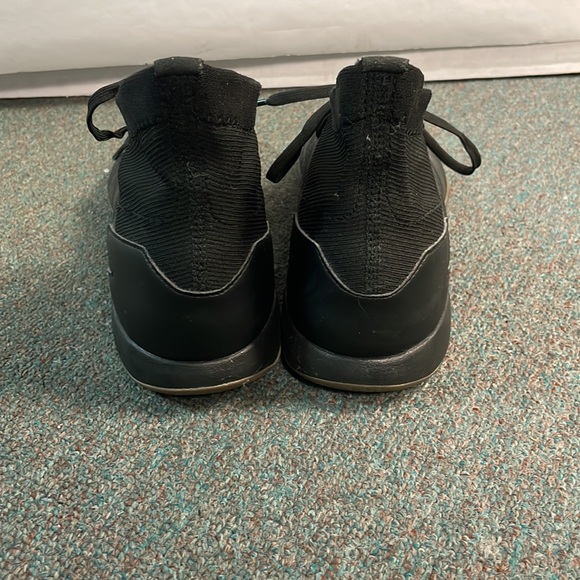 Sports - Picture 4 of 9